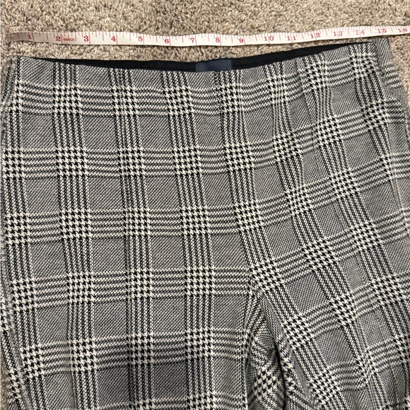 Anthropologie. Maeve Houndstooth Pull-On Bootcut Pants. Size Medium. - Picture 9 of 9